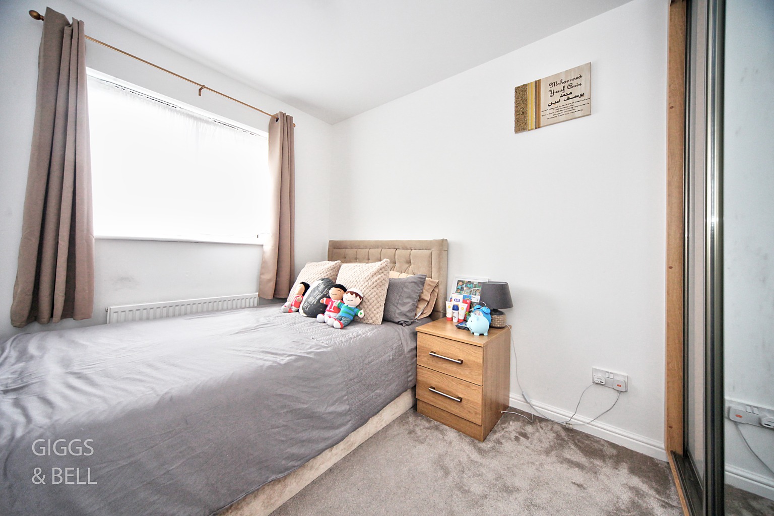 5 bed detached house for sale in Villiers Close, Luton 19