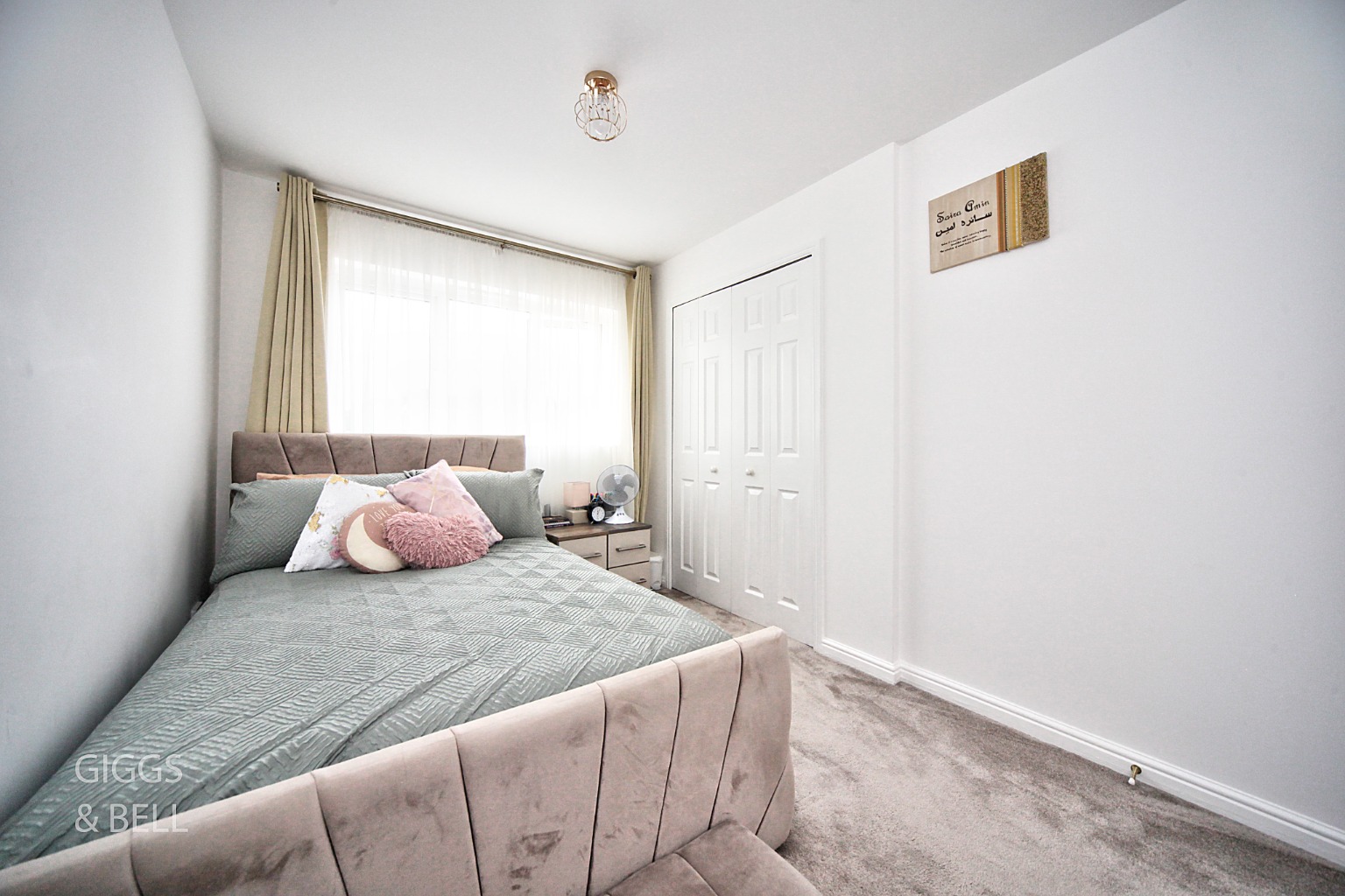 5 bed detached house for sale in Villiers Close, Luton  - Property Image 18