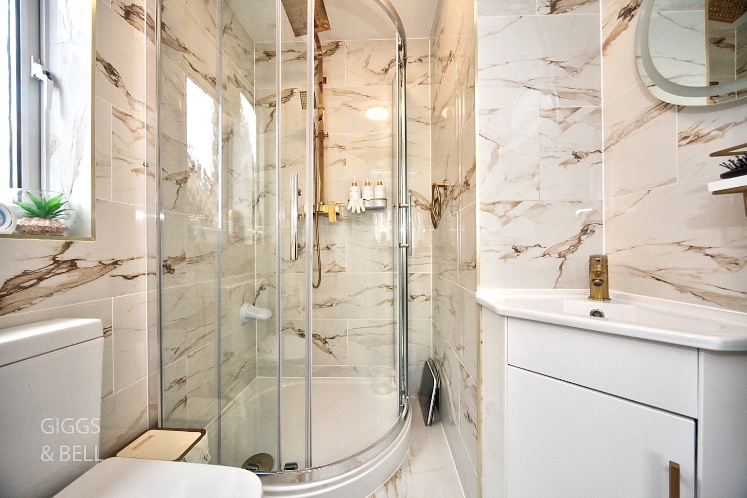 5 bed detached house for sale in Villiers Close, Luton 15