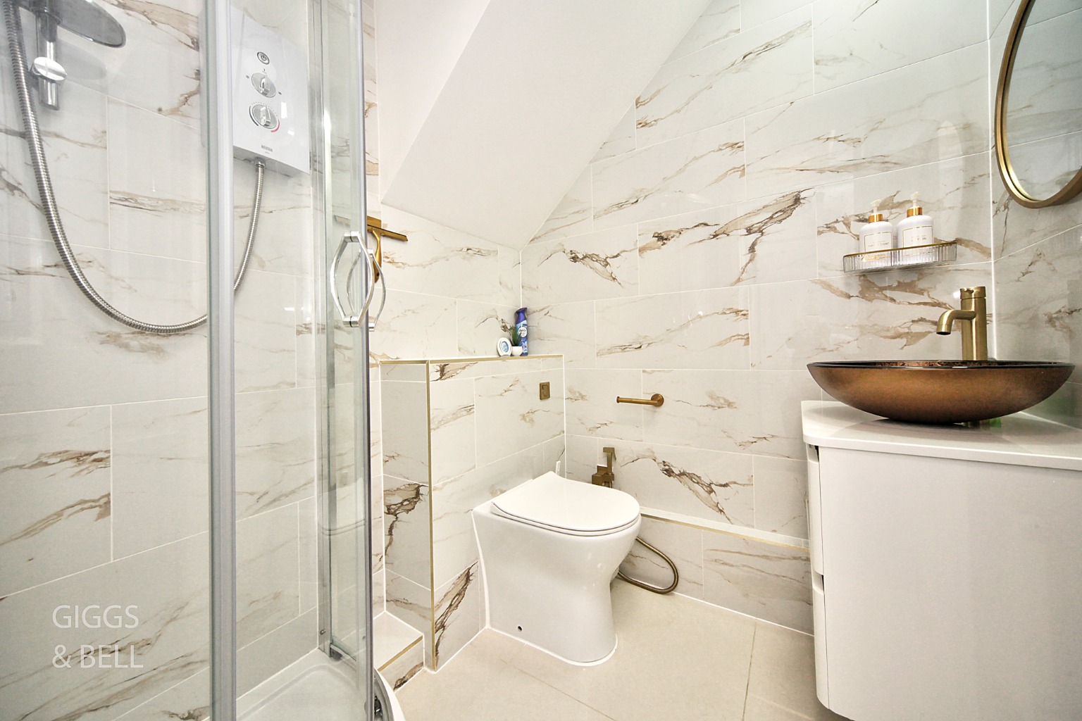 5 bed detached house for sale in Villiers Close, Luton 7