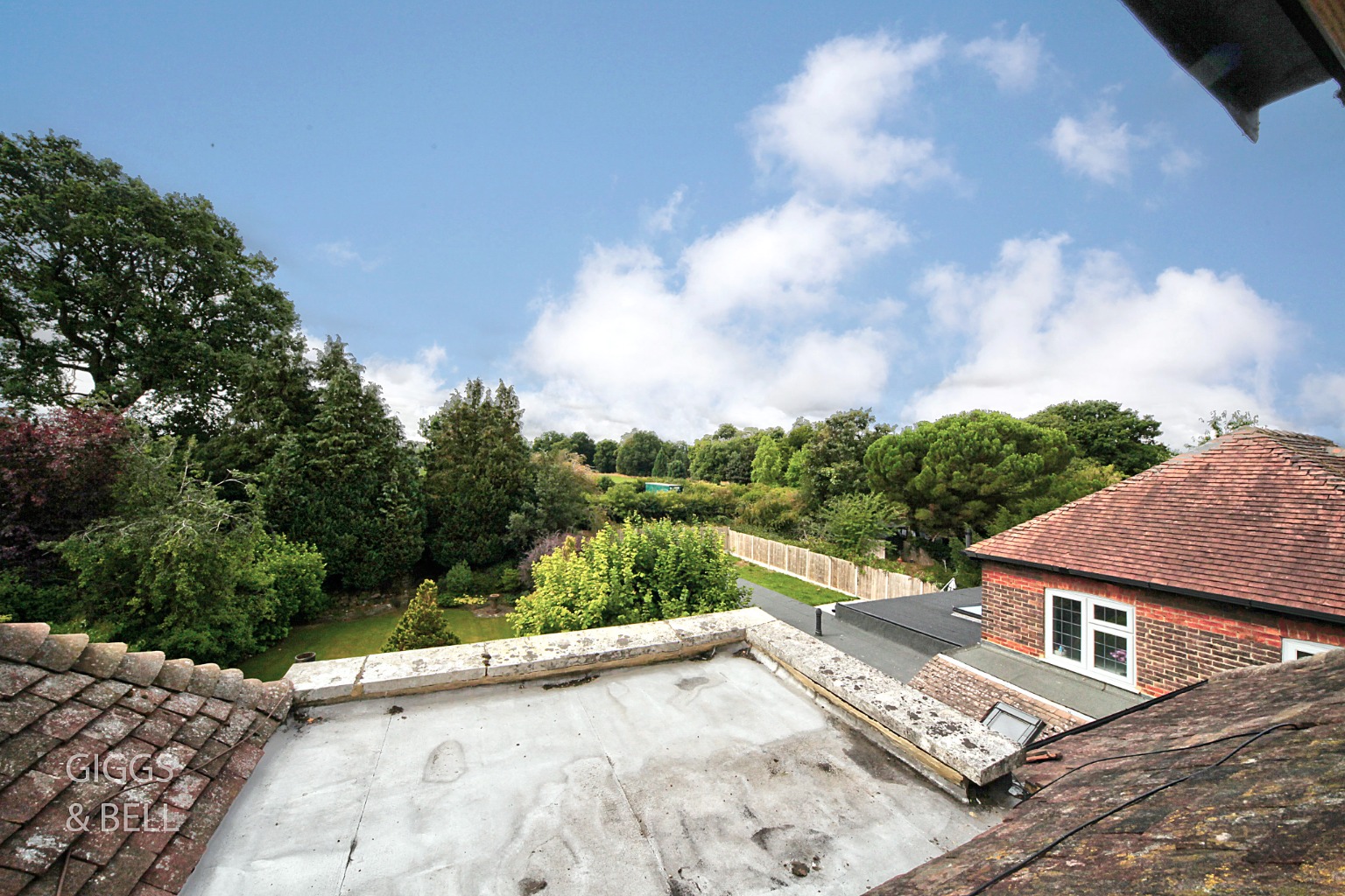 3 bed detached house for sale in Whitehill Avenue, Luton 23