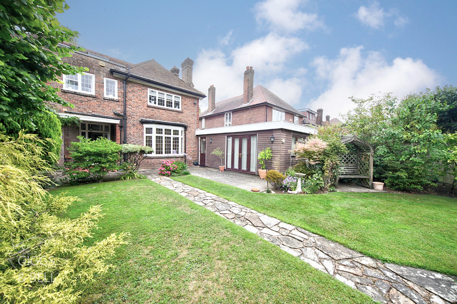 3 bed detached house for sale in Whitehill Avenue, Luton 32