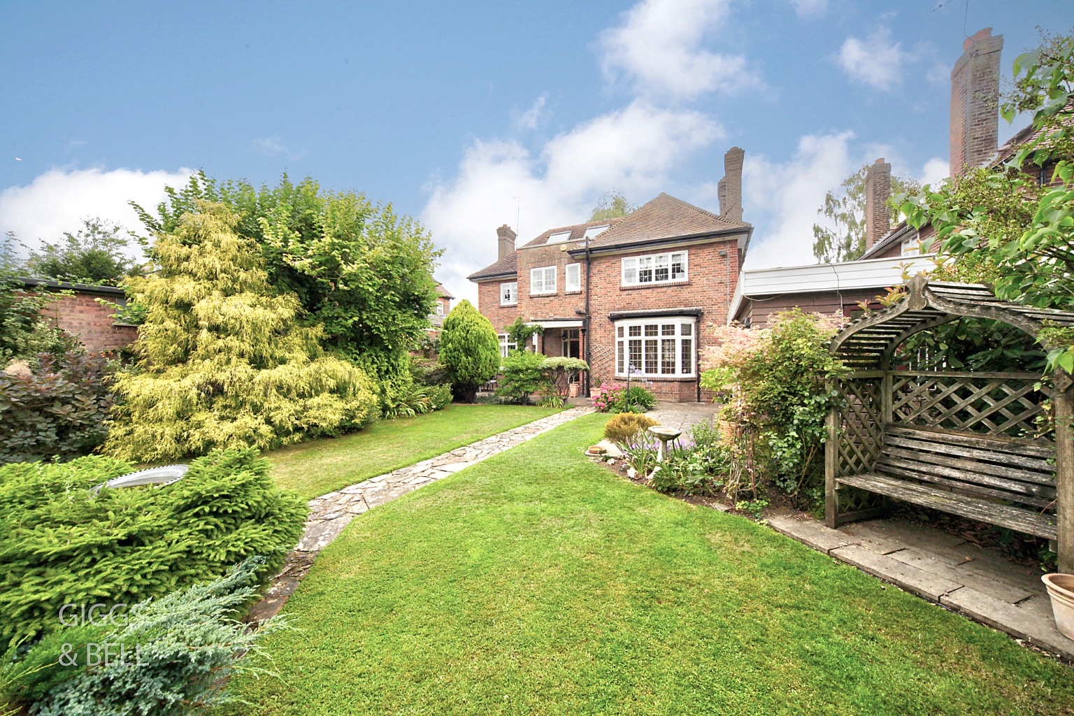 3 bed detached house for sale in Whitehill Avenue, Luton  - Property Image 32