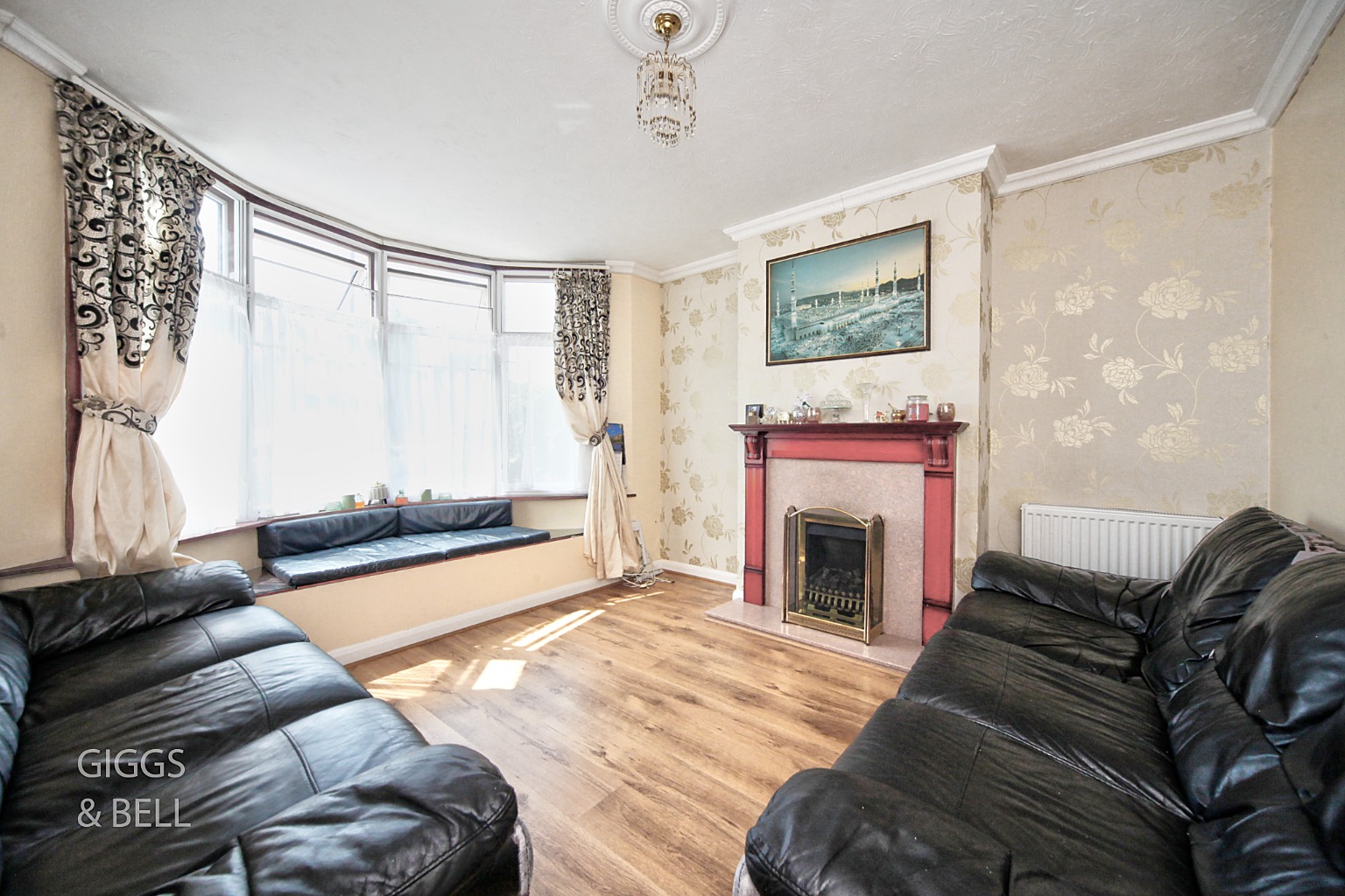 3 bed semi-detached house for sale in Park Street, Luton  - Property Image 3