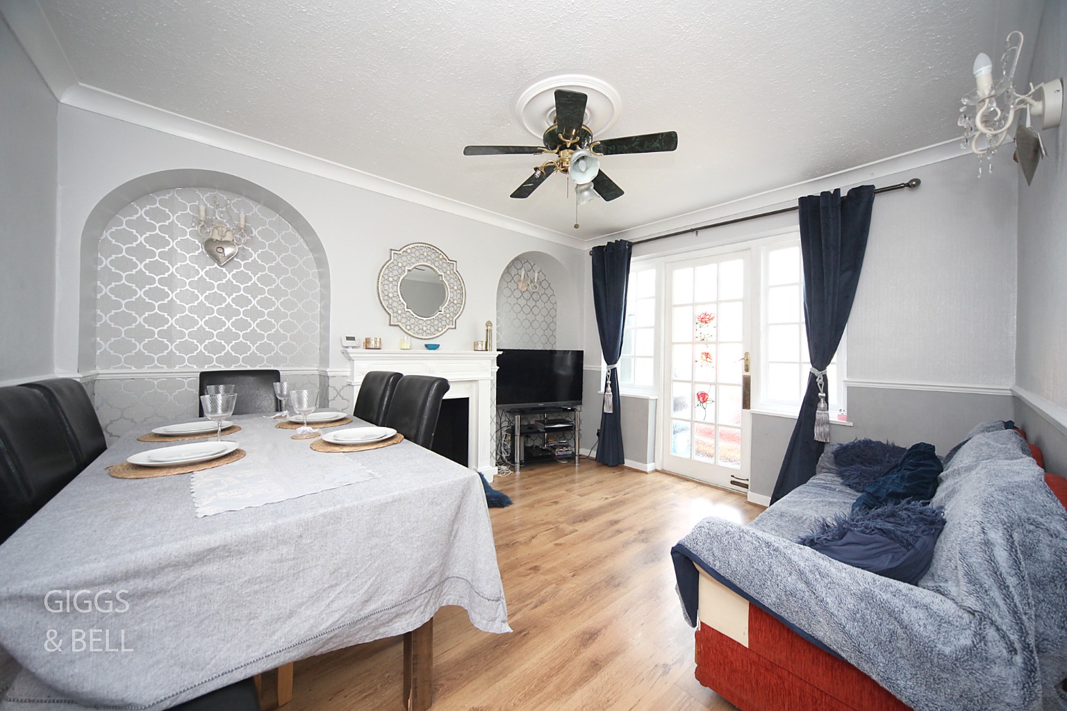 3 bed semi-detached house for sale in Park Street, Luton  - Property Image 4