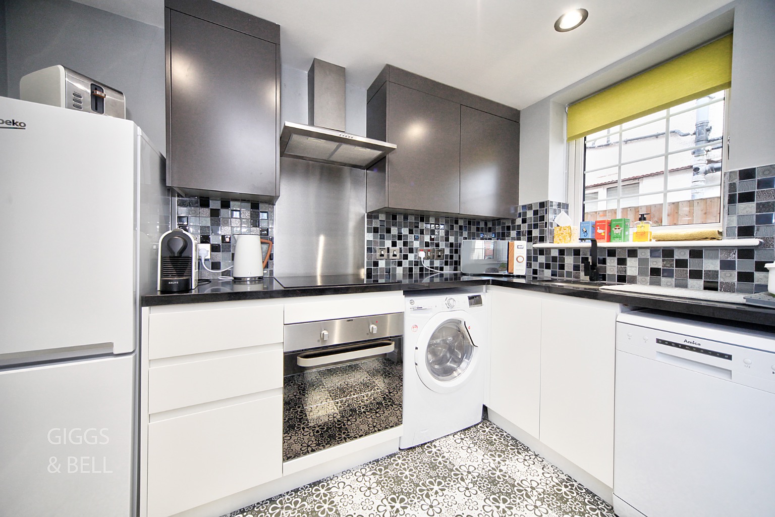 1 bed flat for sale in London Road, Luton  - Property Image 5