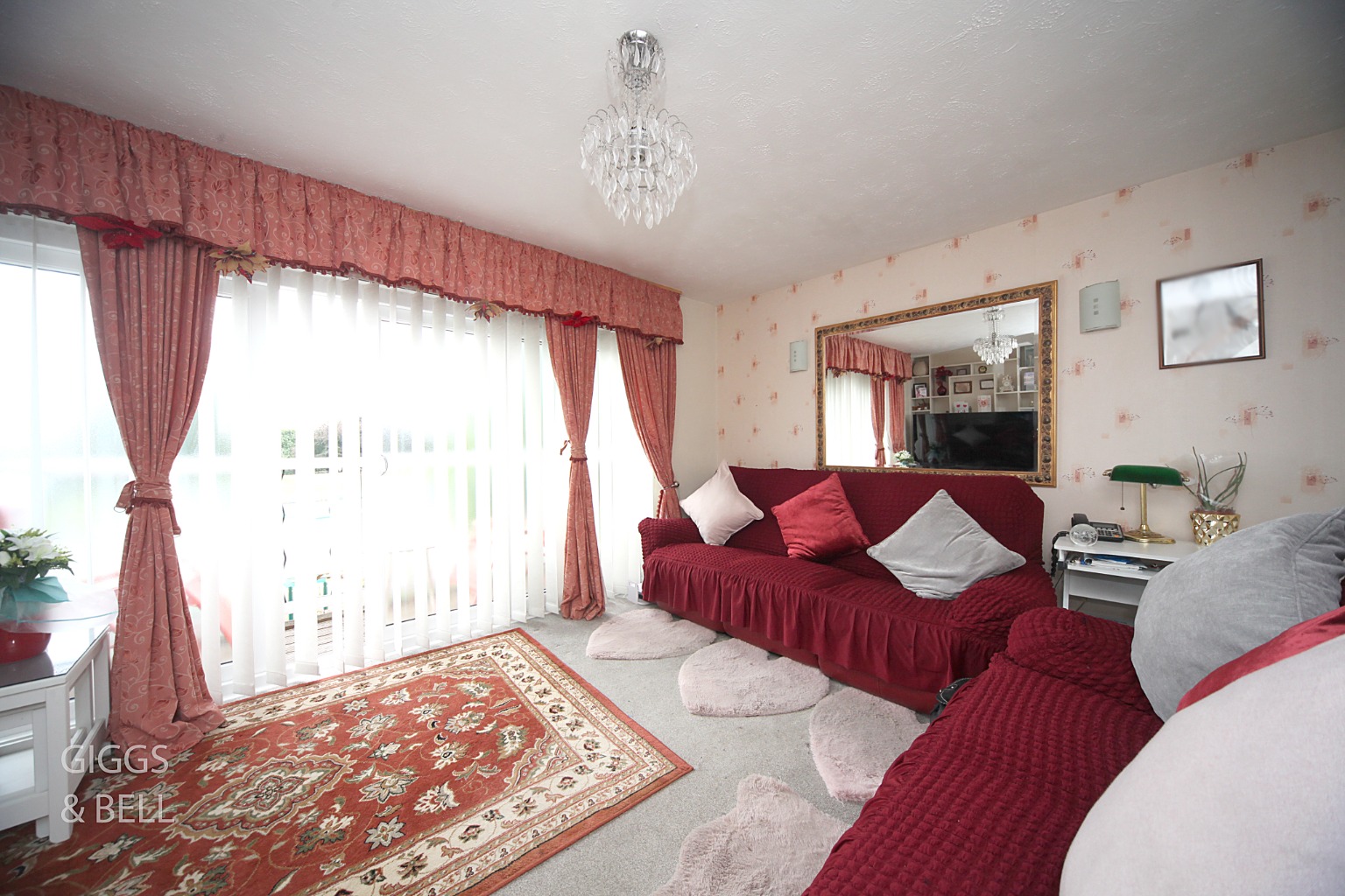 3 bed town house for sale in St Michaels Avenue, Dunstable 8