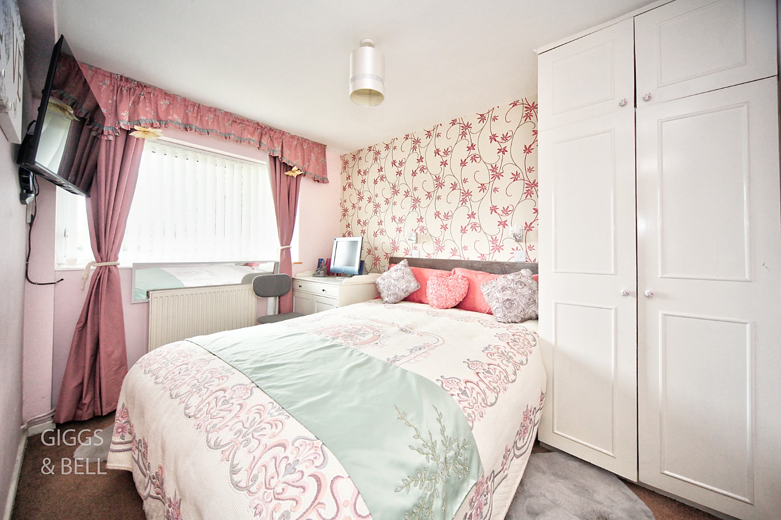 3 bed town house for sale in St Michaels Avenue, Dunstable  - Property Image 17
