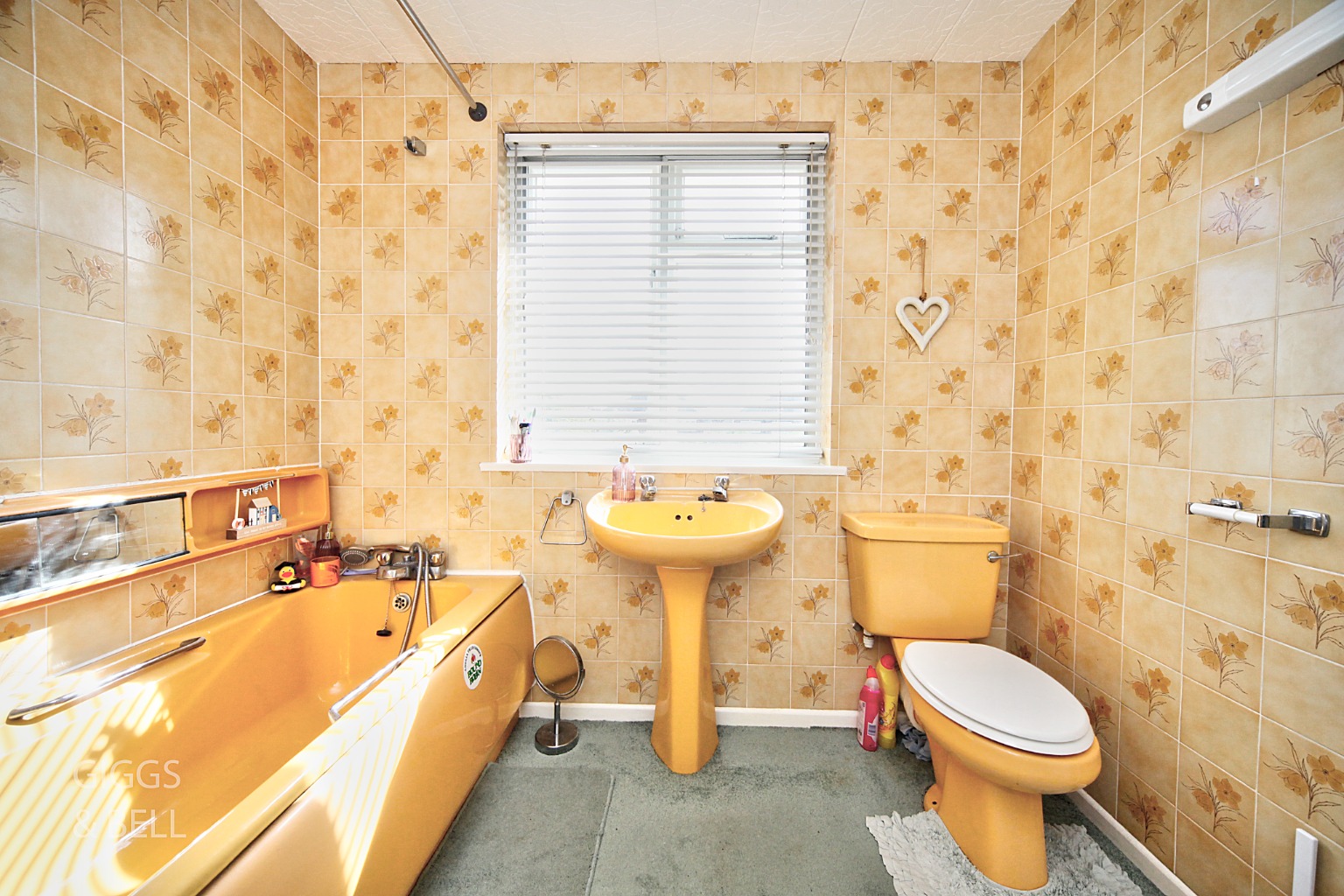 4 bed semi-detached house for sale in Galston Road, Luton  - Property Image 17