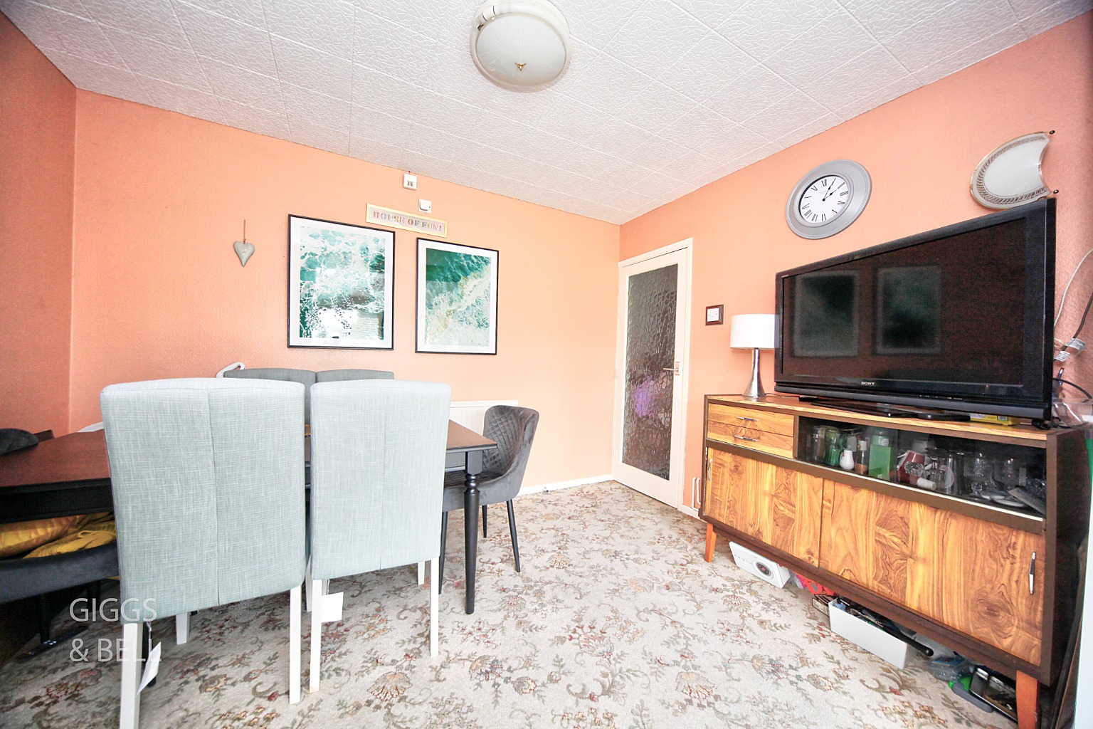 4 bed semi-detached house for sale in Galston Road, Luton 3