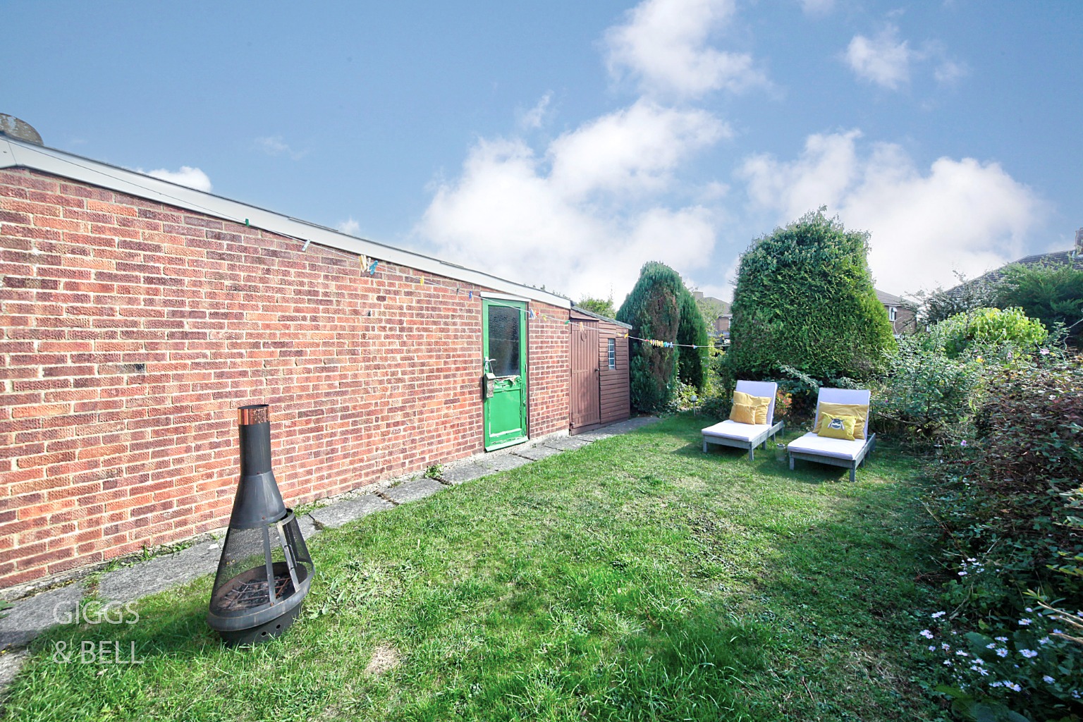 4 bed semi-detached house for sale in Galston Road, Luton  - Property Image 19