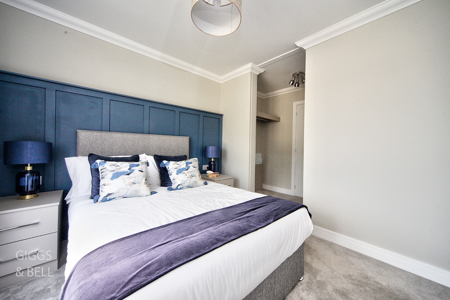 2 bed park home for sale in Little Meadow, Luton 13