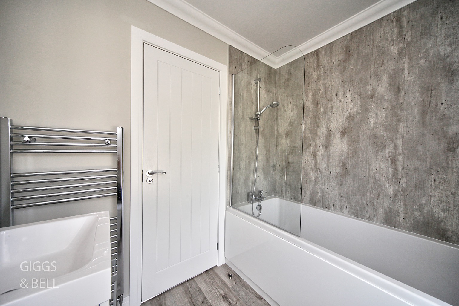 2 bed park home for sale in Little Meadow, Luton 17