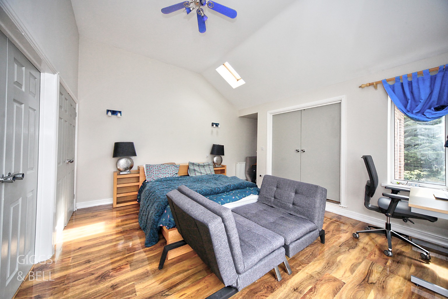 4 bed detached house for sale in Stockingstone Road, Luton 25