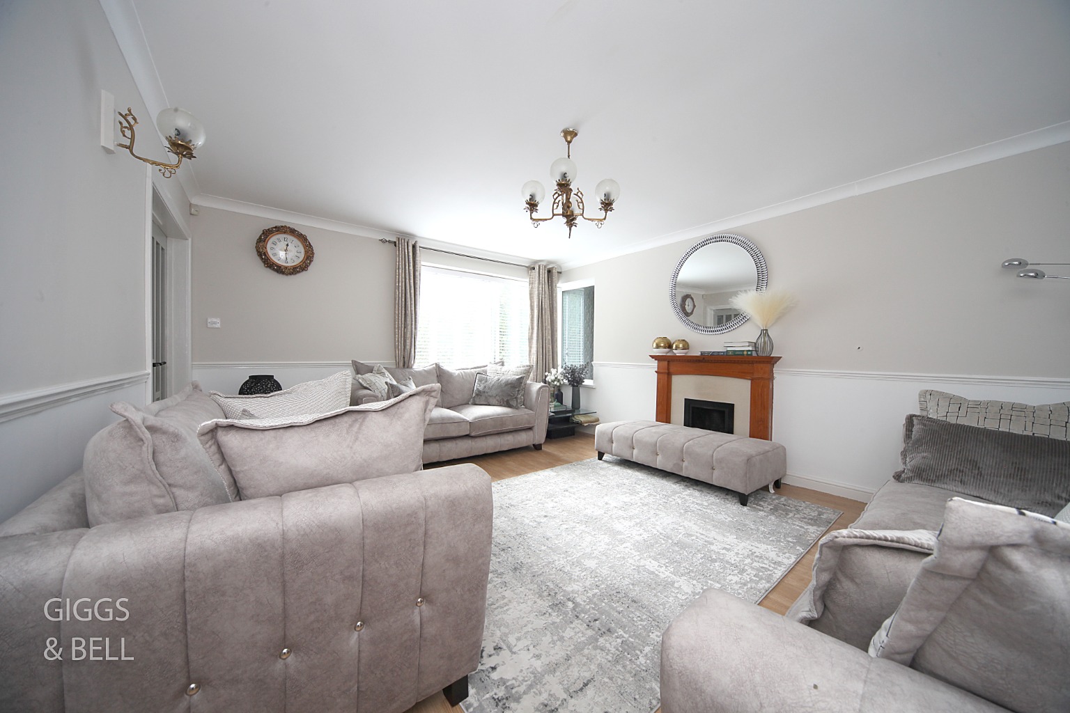 4 bed detached house for sale in Stockingstone Road, Luton 4