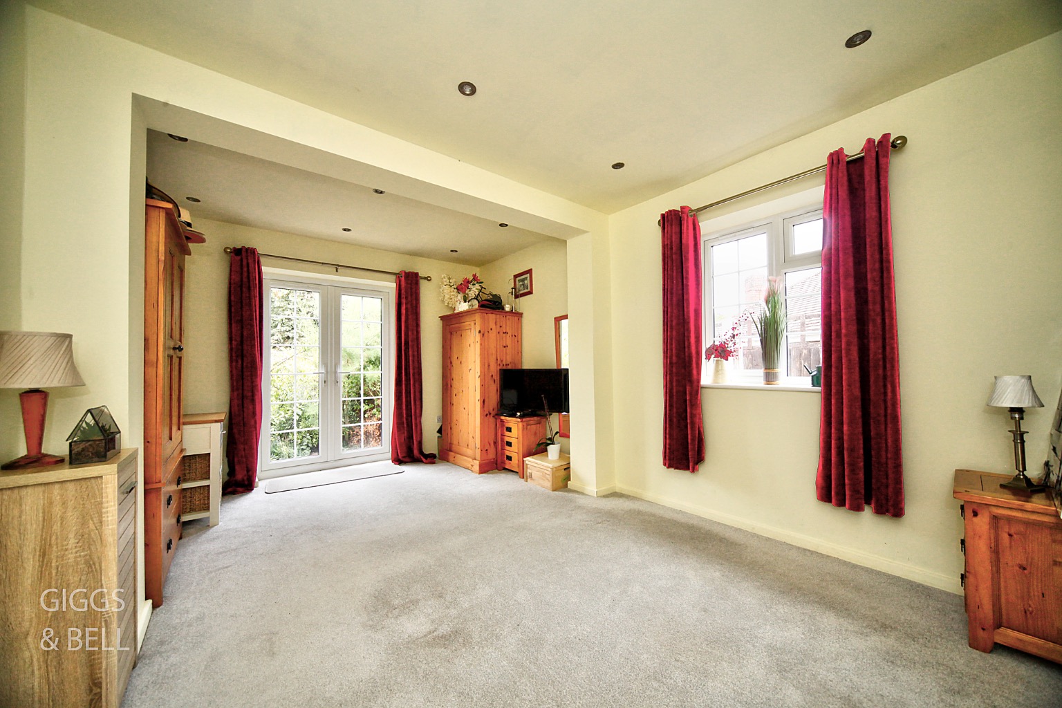 2 bed detached bungalow for sale in St Marys Rise, Hitchin 13