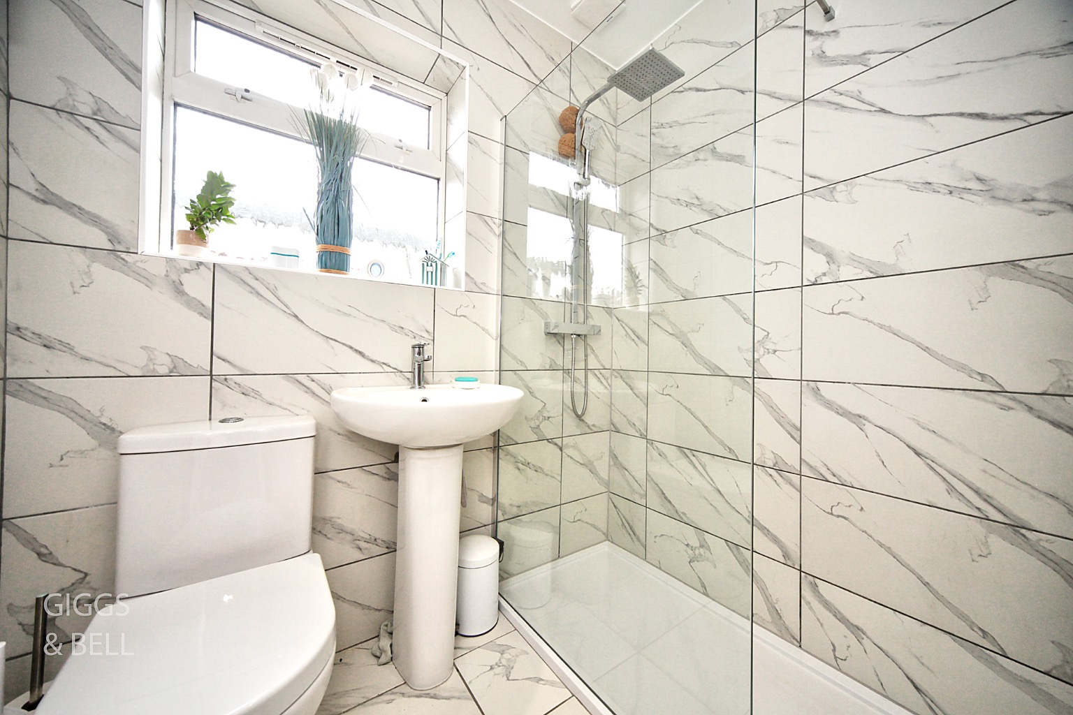 2 bed detached bungalow for sale in St Marys Rise, Hitchin  - Property Image 13