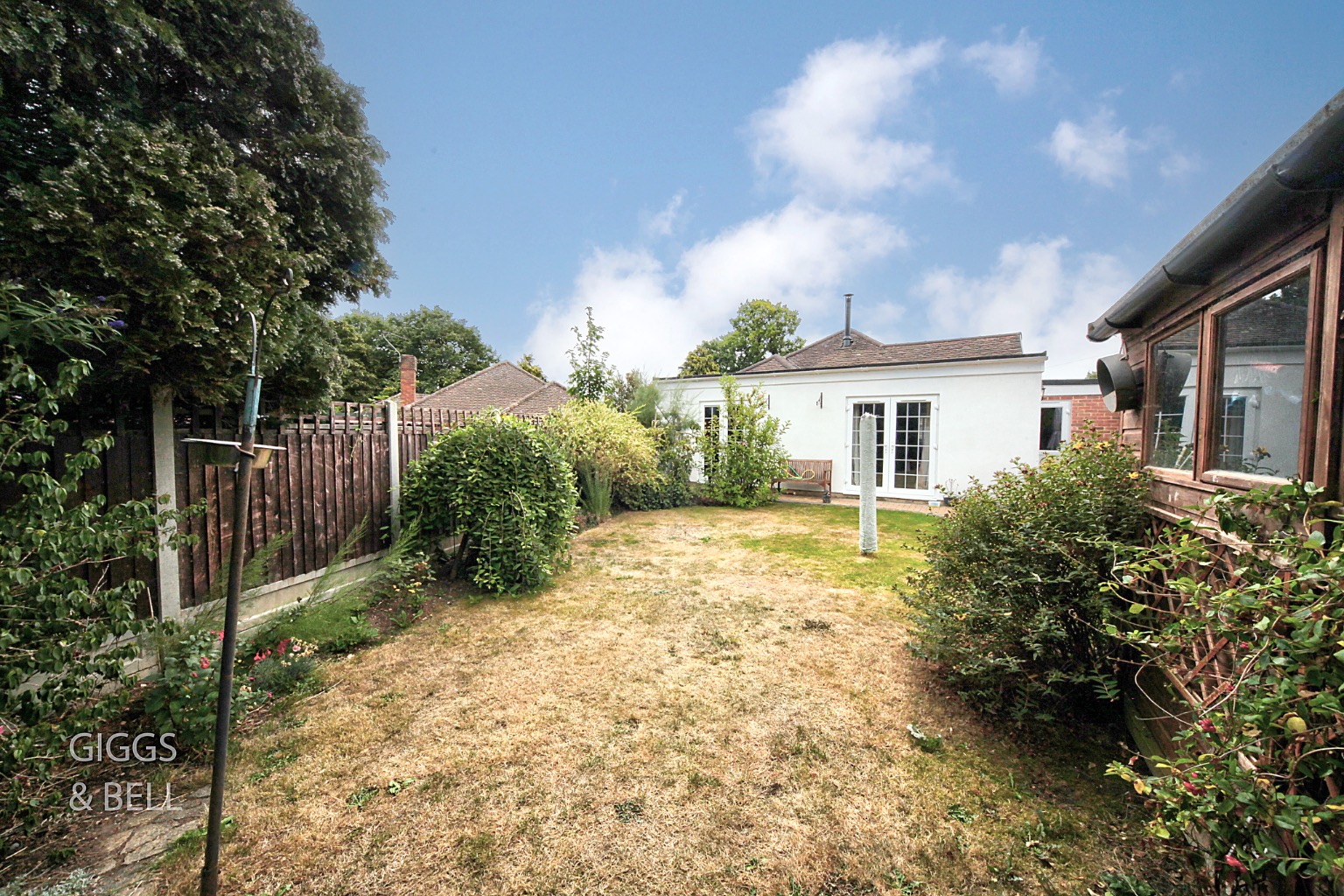 2 bed detached bungalow for sale in St Marys Rise, Hitchin  - Property Image 17