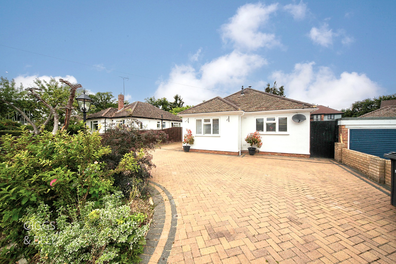 2 bed detached bungalow for sale in St Marys Rise, Hitchin  - Property Image 16