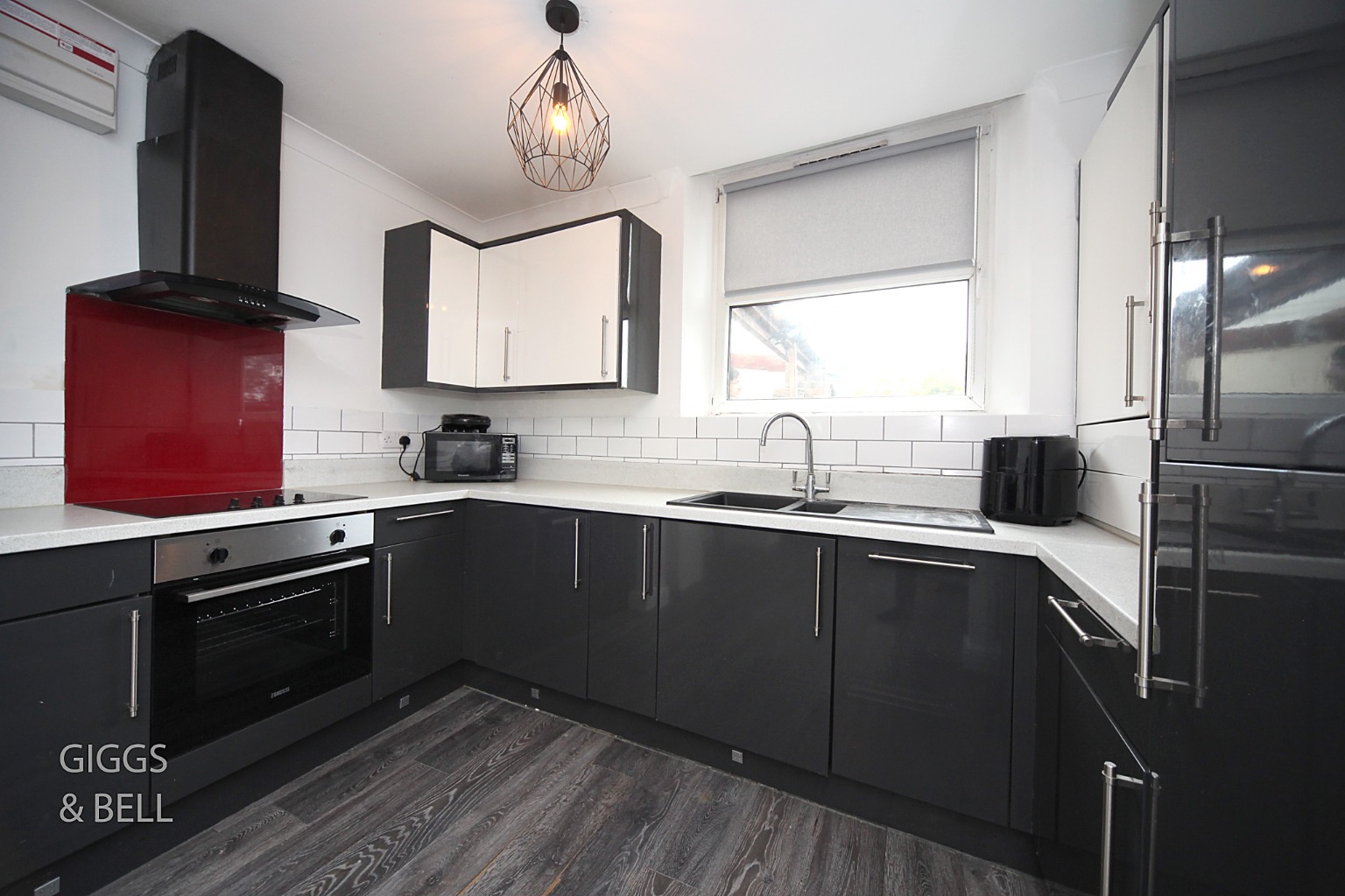 1 bed ground floor flat for sale in Cowper Street, Bedfordshire  - Property Image 4