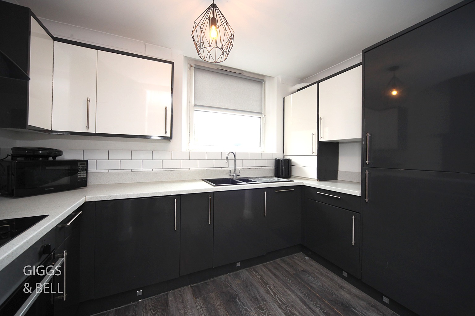 1 bed ground floor flat for sale in Cowper Street, Bedfordshire 4