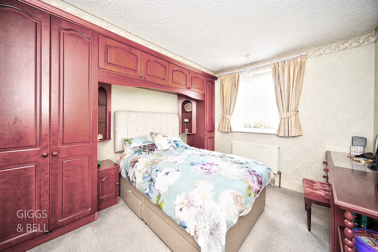 2 bed detached bungalow for sale in Wigmore Lane, Luton 6