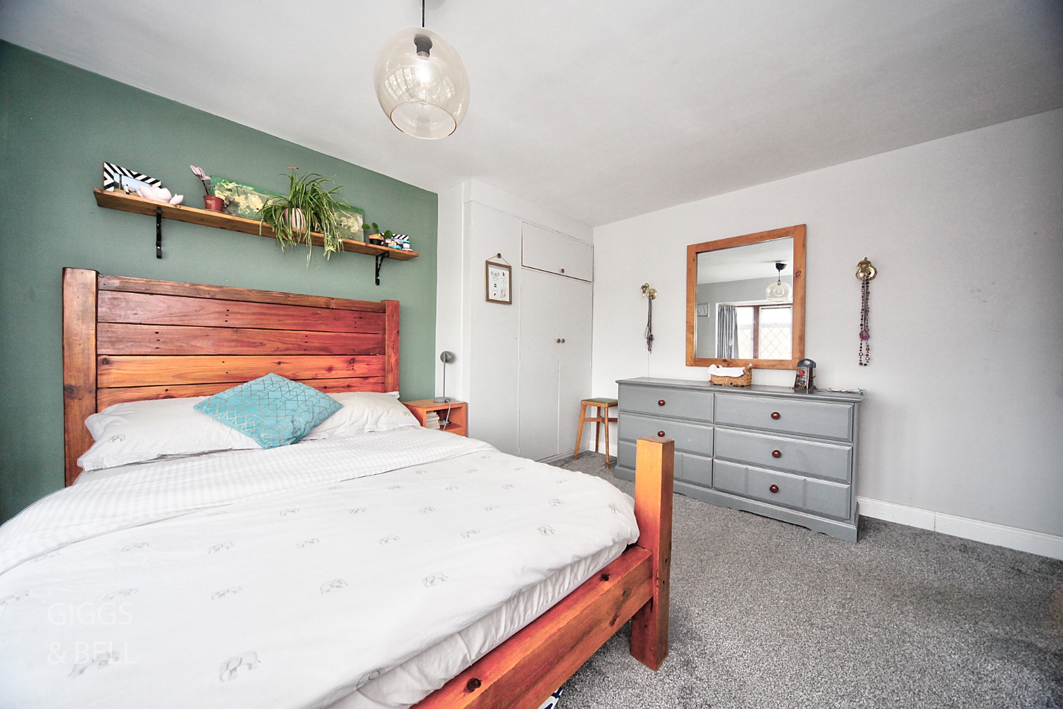 3 bed semi-detached house for sale in Hillary Crescent, Luton  - Property Image 15