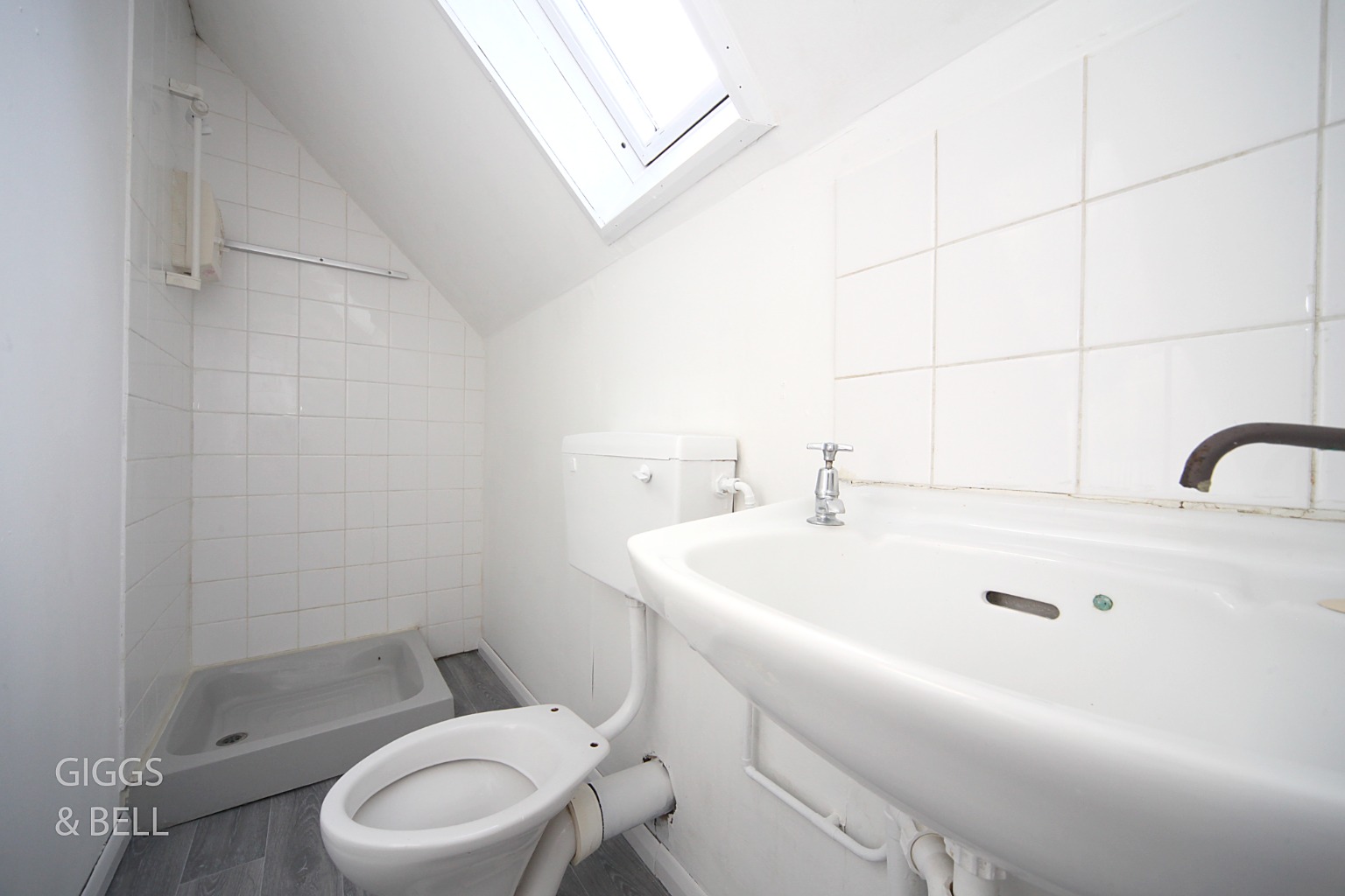 7 bed semi-detached house for sale in Ashburnham Road, Luton  - Property Image 26