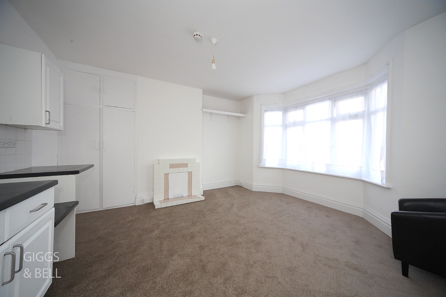 7 bed semi-detached house for sale in Ashburnham Road, Luton 7