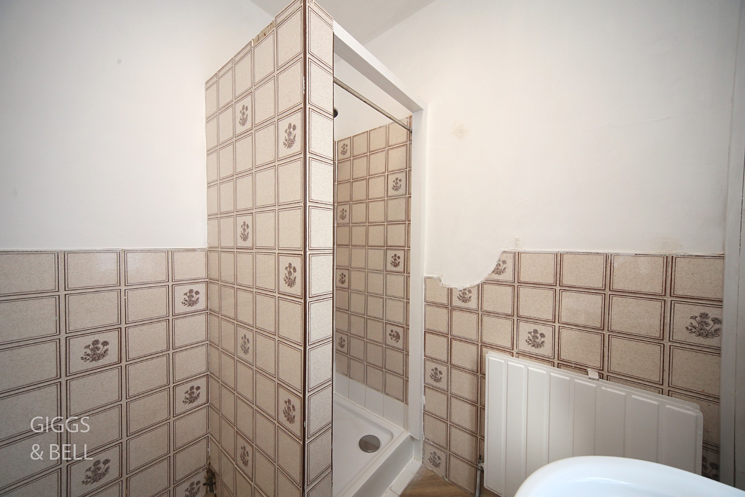 7 bed semi-detached house for sale in Ashburnham Road, Luton  - Property Image 10