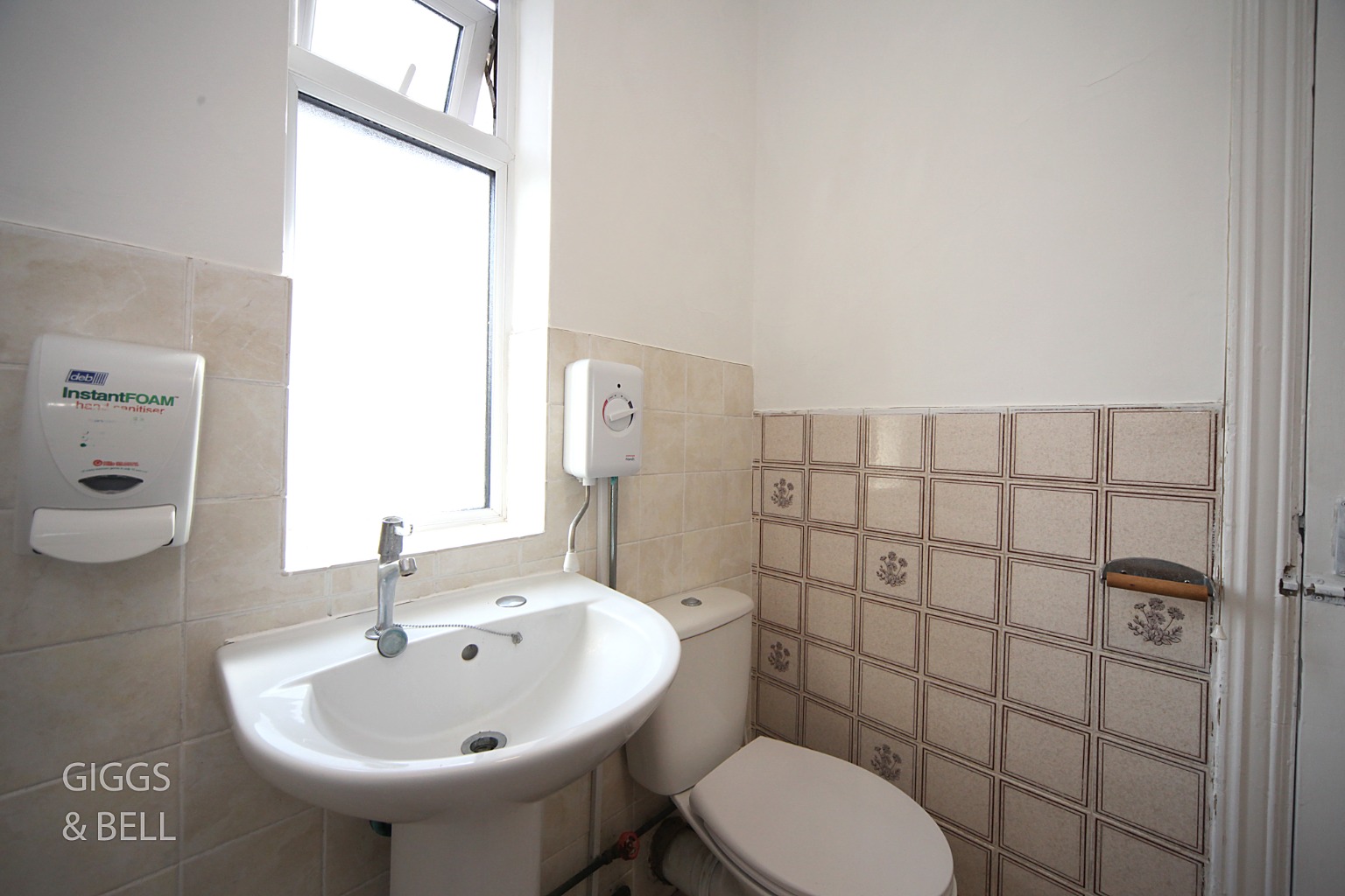 7 bed semi-detached house for sale in Ashburnham Road, Luton  - Property Image 6