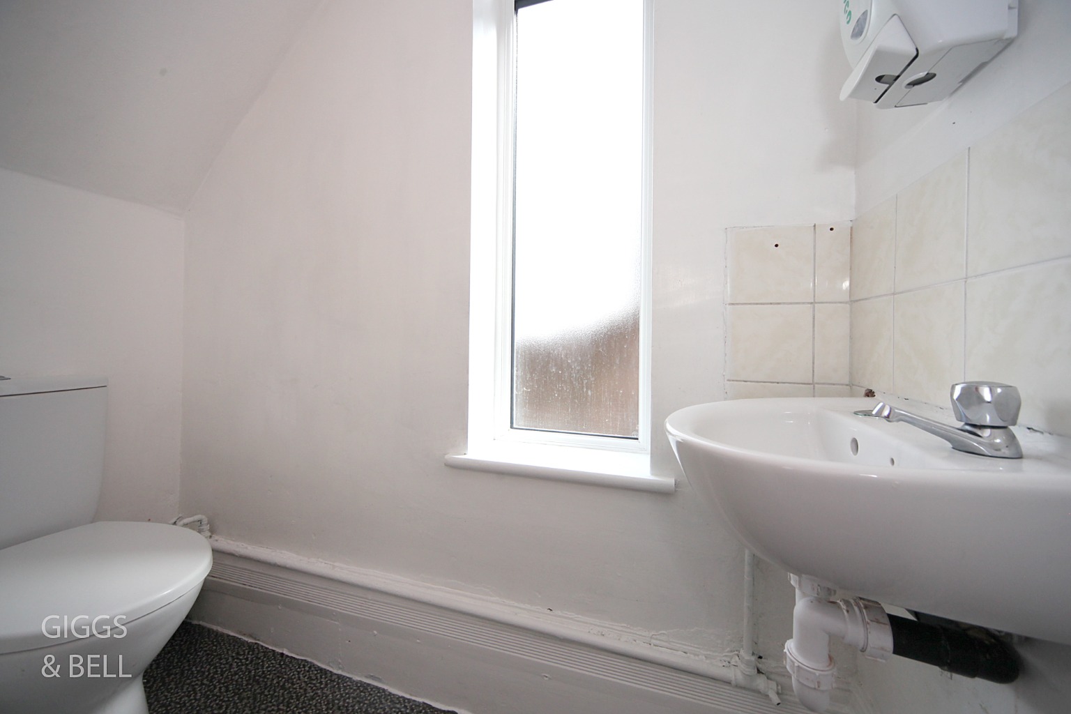 7 bed semi-detached house for sale in Ashburnham Road, Luton 24