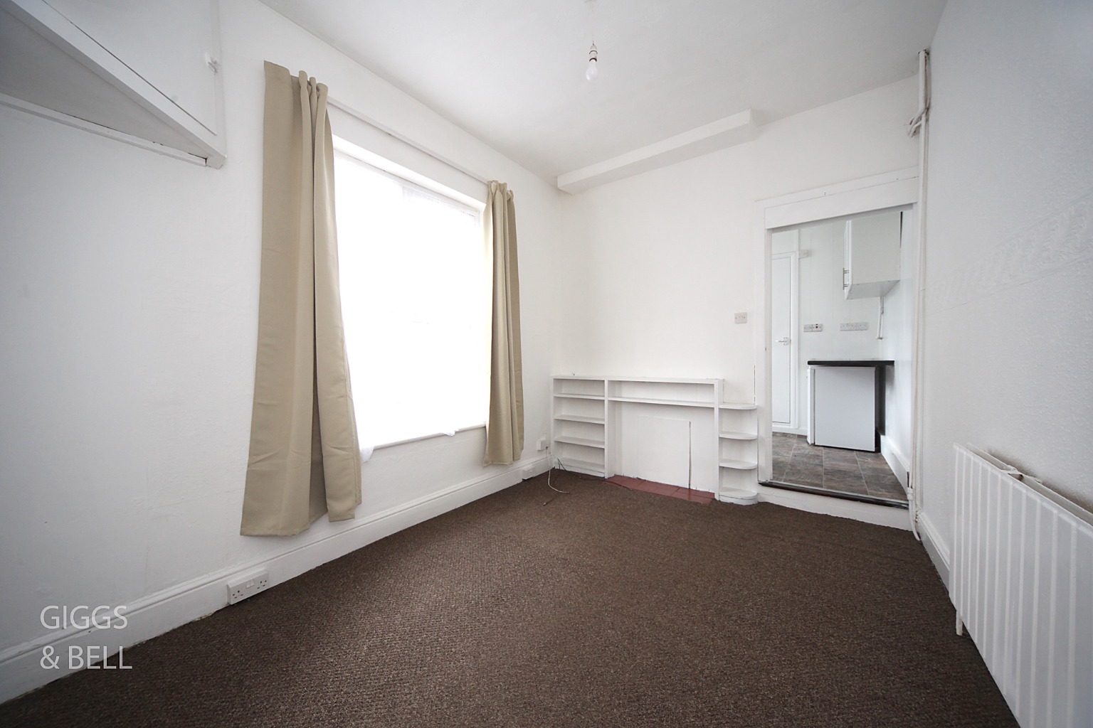 7 bed semi-detached house for sale in Ashburnham Road, Luton  - Property Image 21