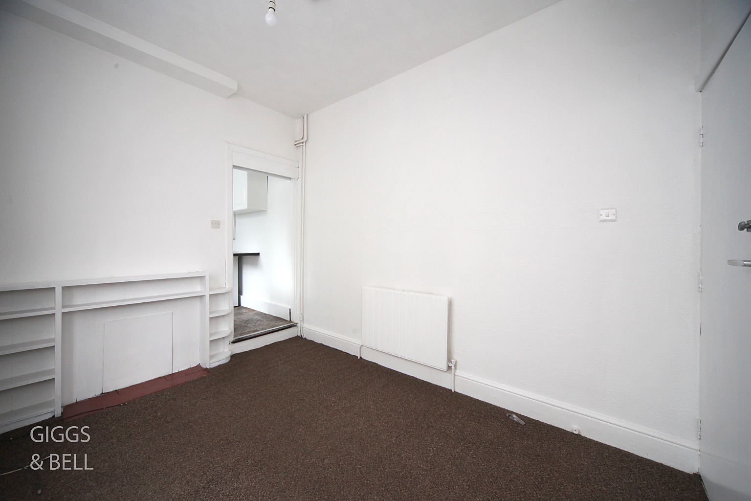 7 bed semi-detached house for sale in Ashburnham Road, Luton  - Property Image 29