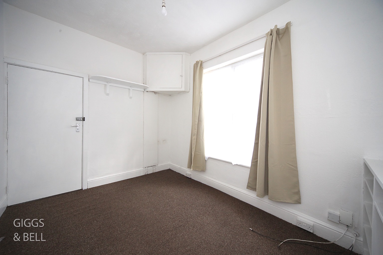 7 bed semi-detached house for sale in Ashburnham Road, Luton 21