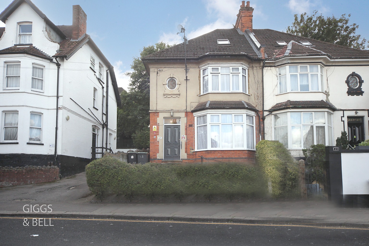 7 bed semi-detached house for sale in Ashburnham Road, Luton  - Property Image 31