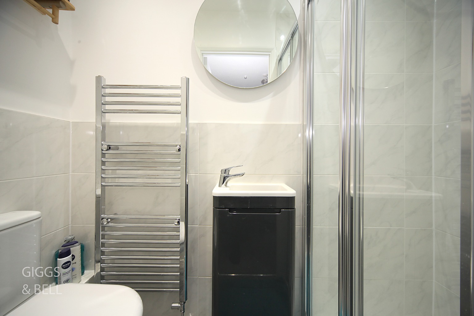 4 bed detached house for sale in Glenfield Road, Luton  - Property Image 12