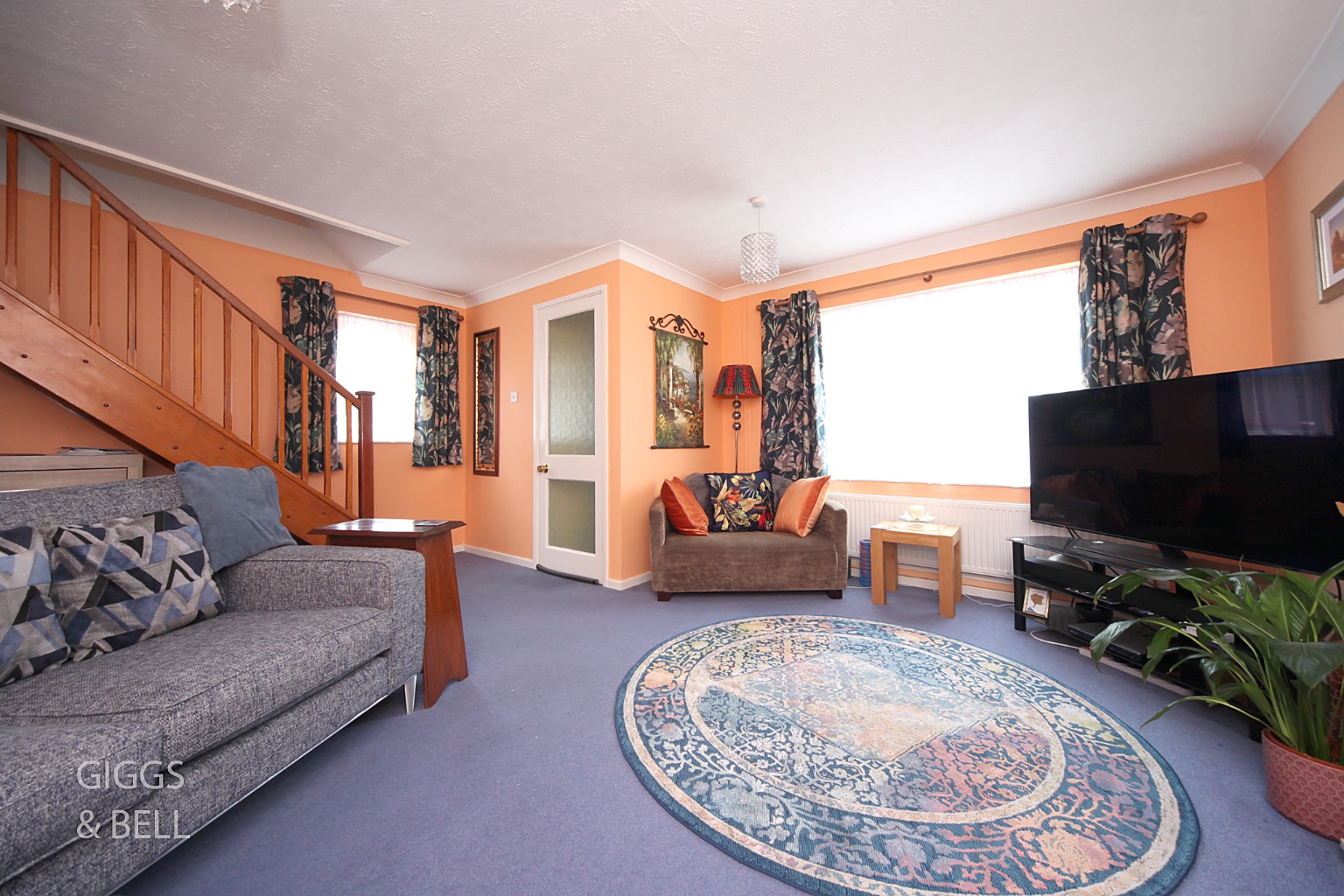 4 bed detached house for sale in Glenfield Road, Luton  - Property Image 3