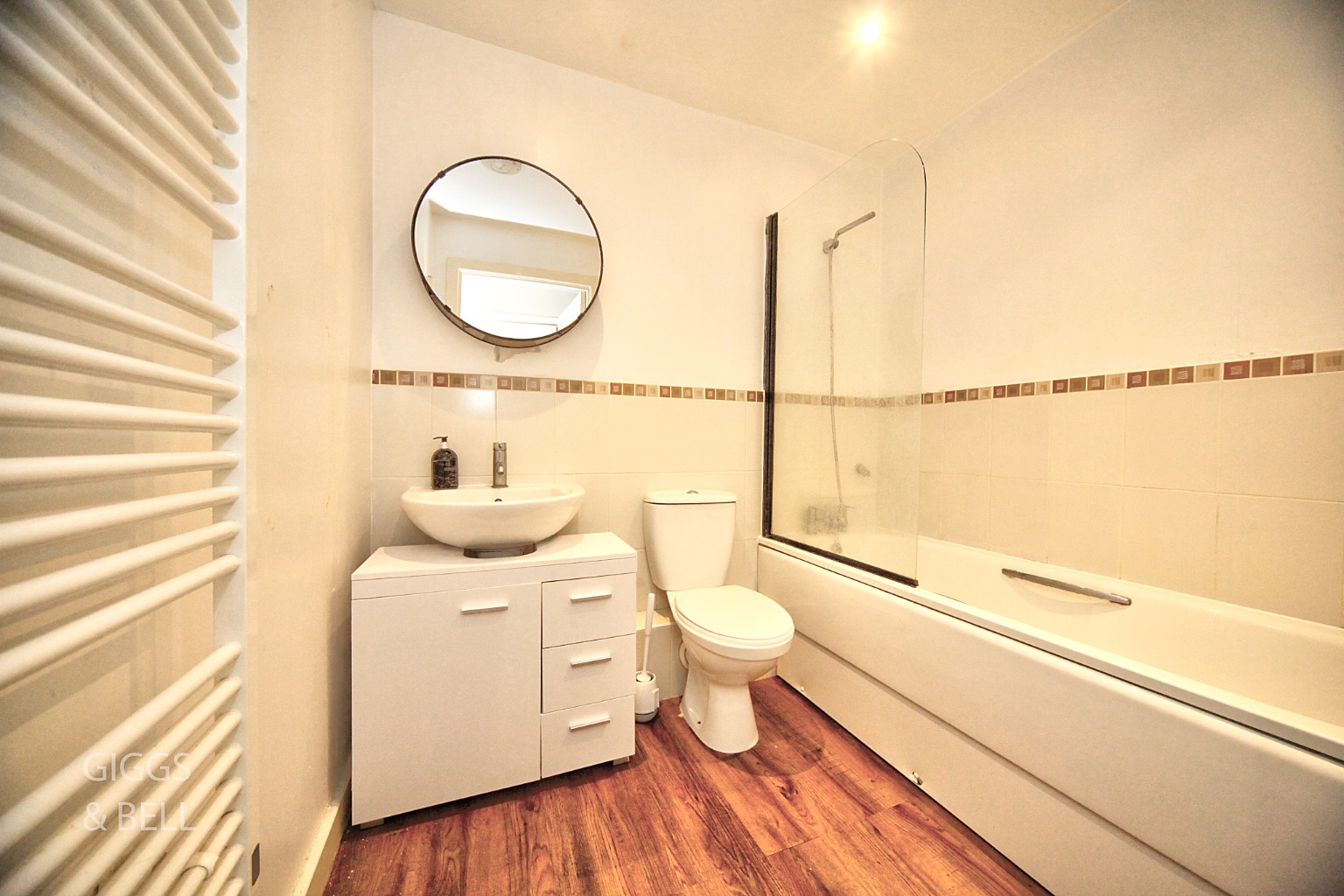 2 bed flat for sale in Holly Street, Luton 10