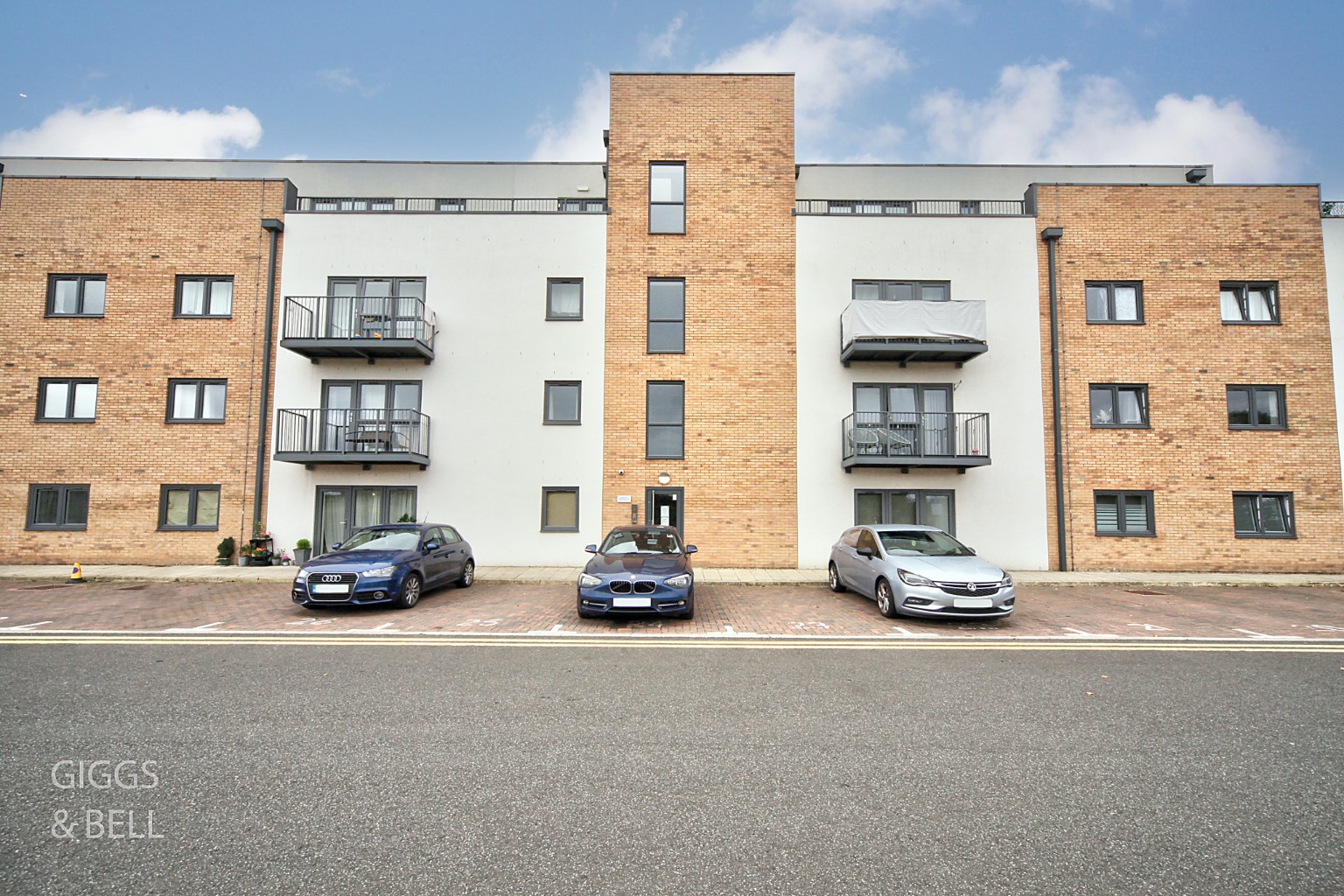 2 bed flat for sale in Cypress Road, Luton 12