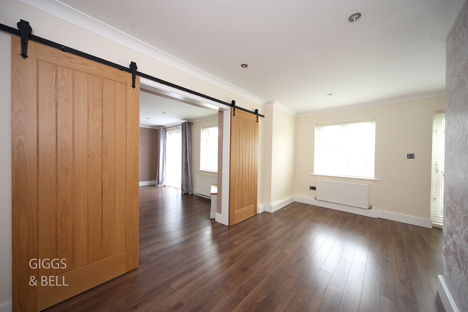 3 bed semi-detached house for sale in Laxton Close, Luton 9