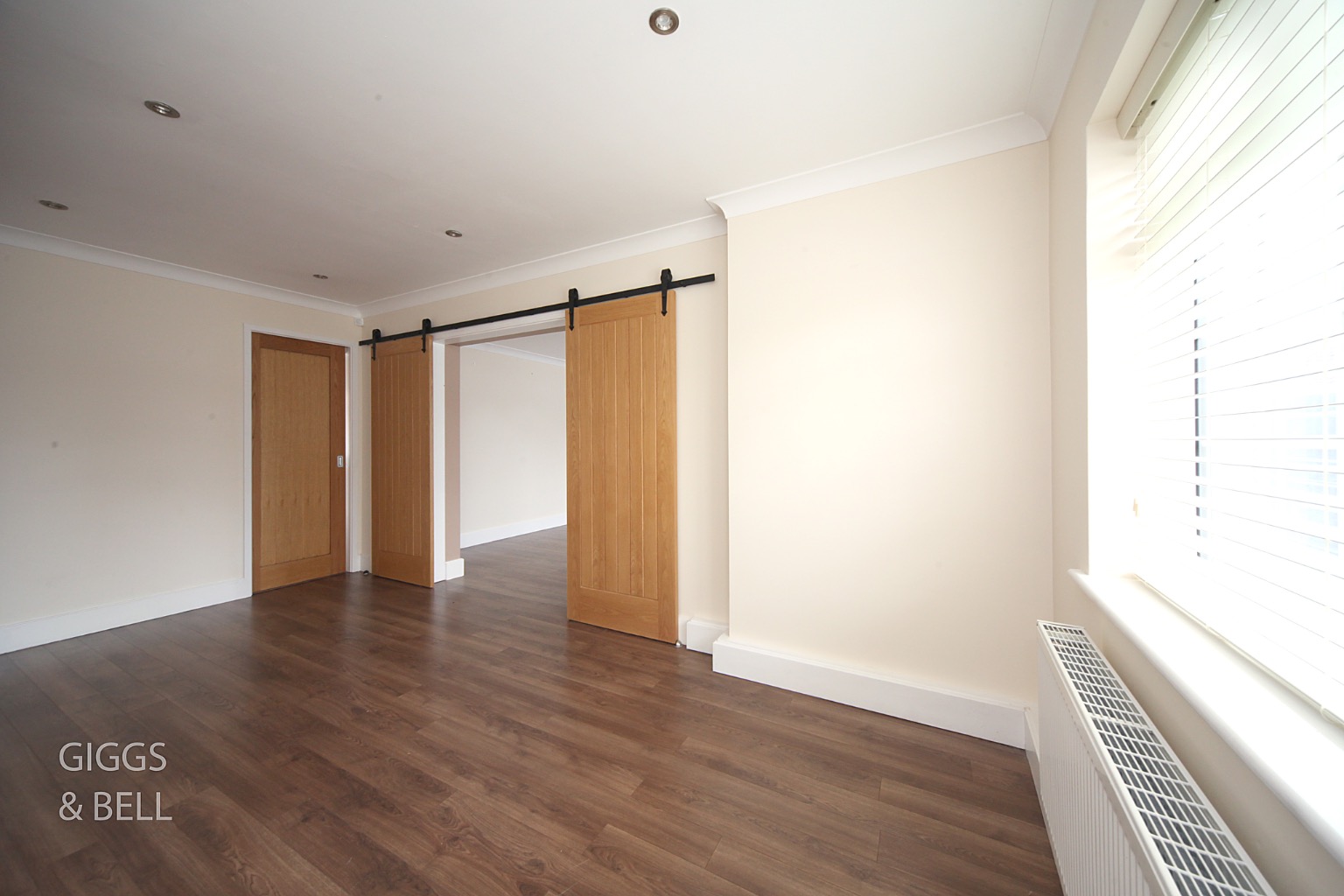 3 bed semi-detached house for sale in Laxton Close, Luton 10