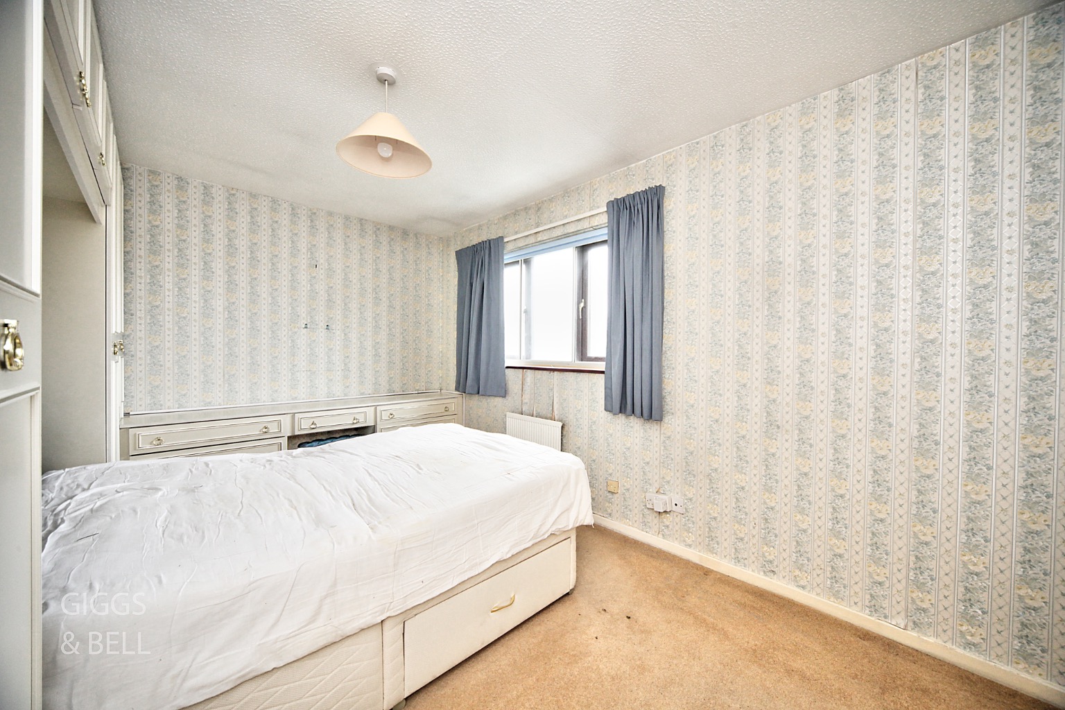 3 bed link detached house for sale in Redmire Close, Luton 8