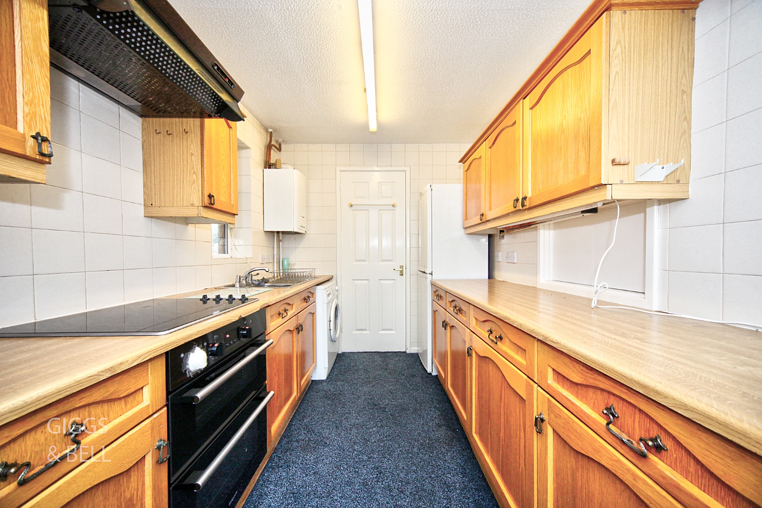 3 bed link detached house for sale in Redmire Close, Luton 6