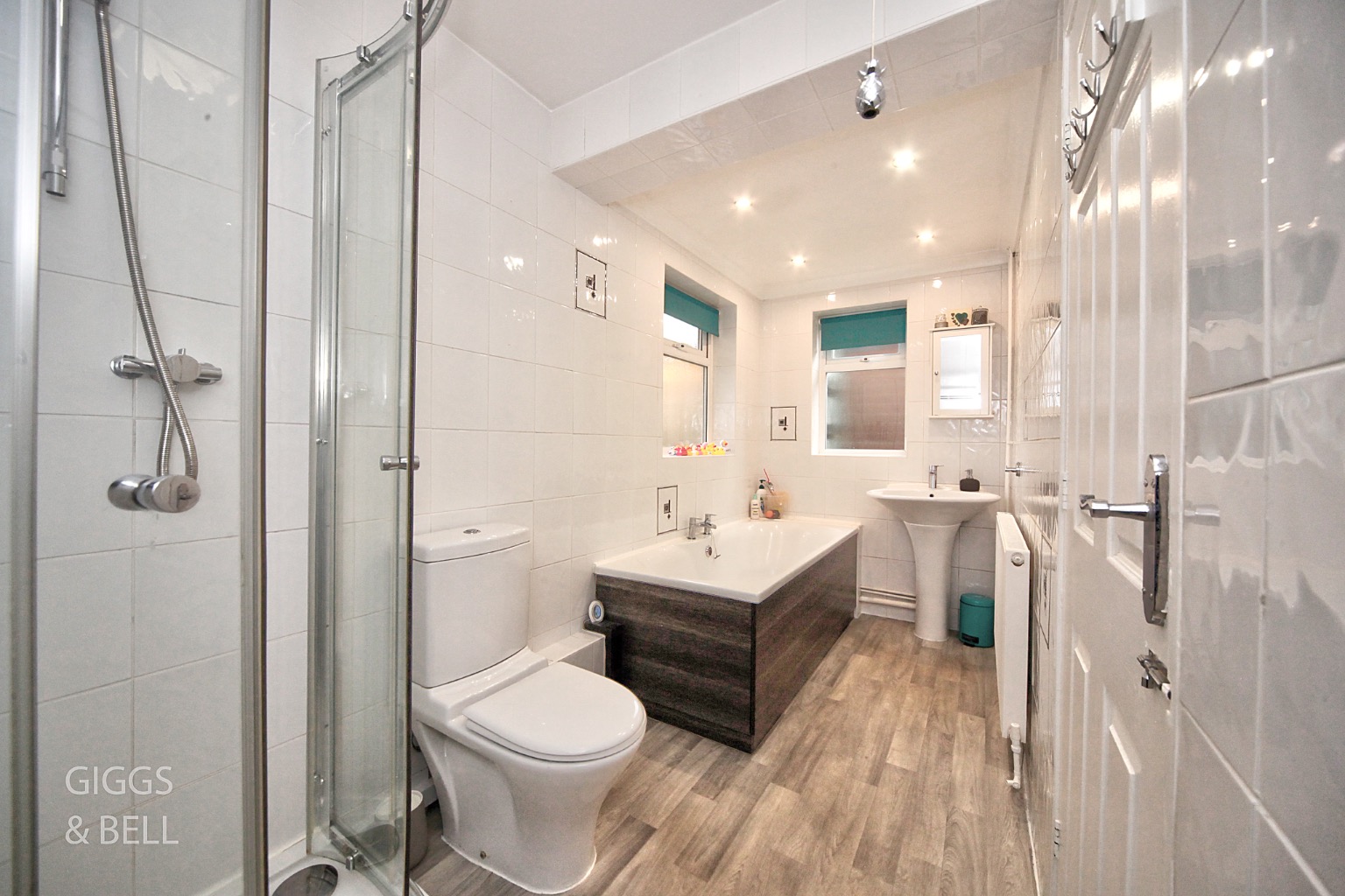 3 bed semi-detached house for sale in Redwood Drive, Luton  - Property Image 7