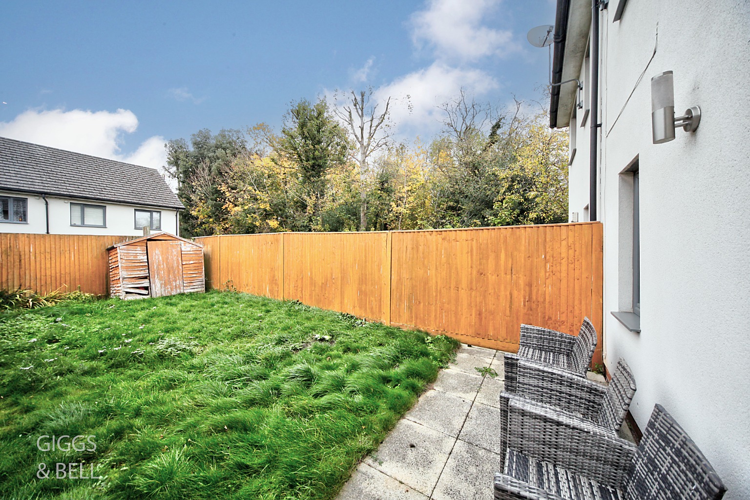 2 bed terraced house for sale in Falks Hill, Luton  - Property Image 14