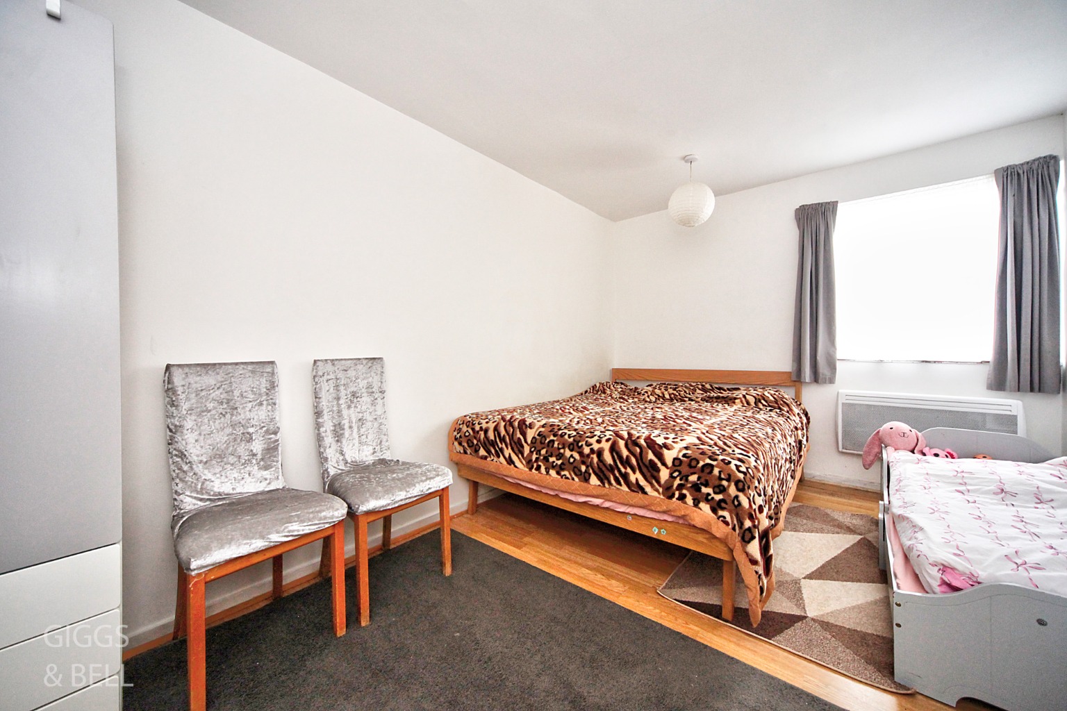 2 bed flat for sale in Downs Road, Luton 8