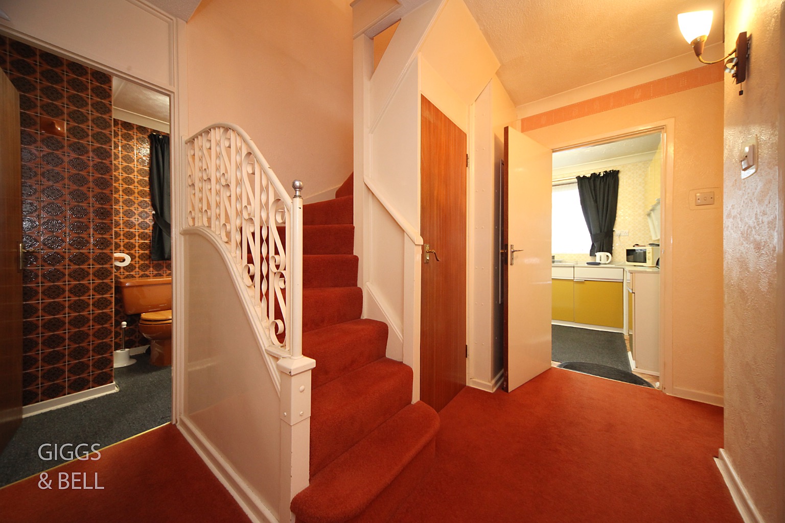 3 bed detached bungalow for sale in Stoneygate Road, Luton 11