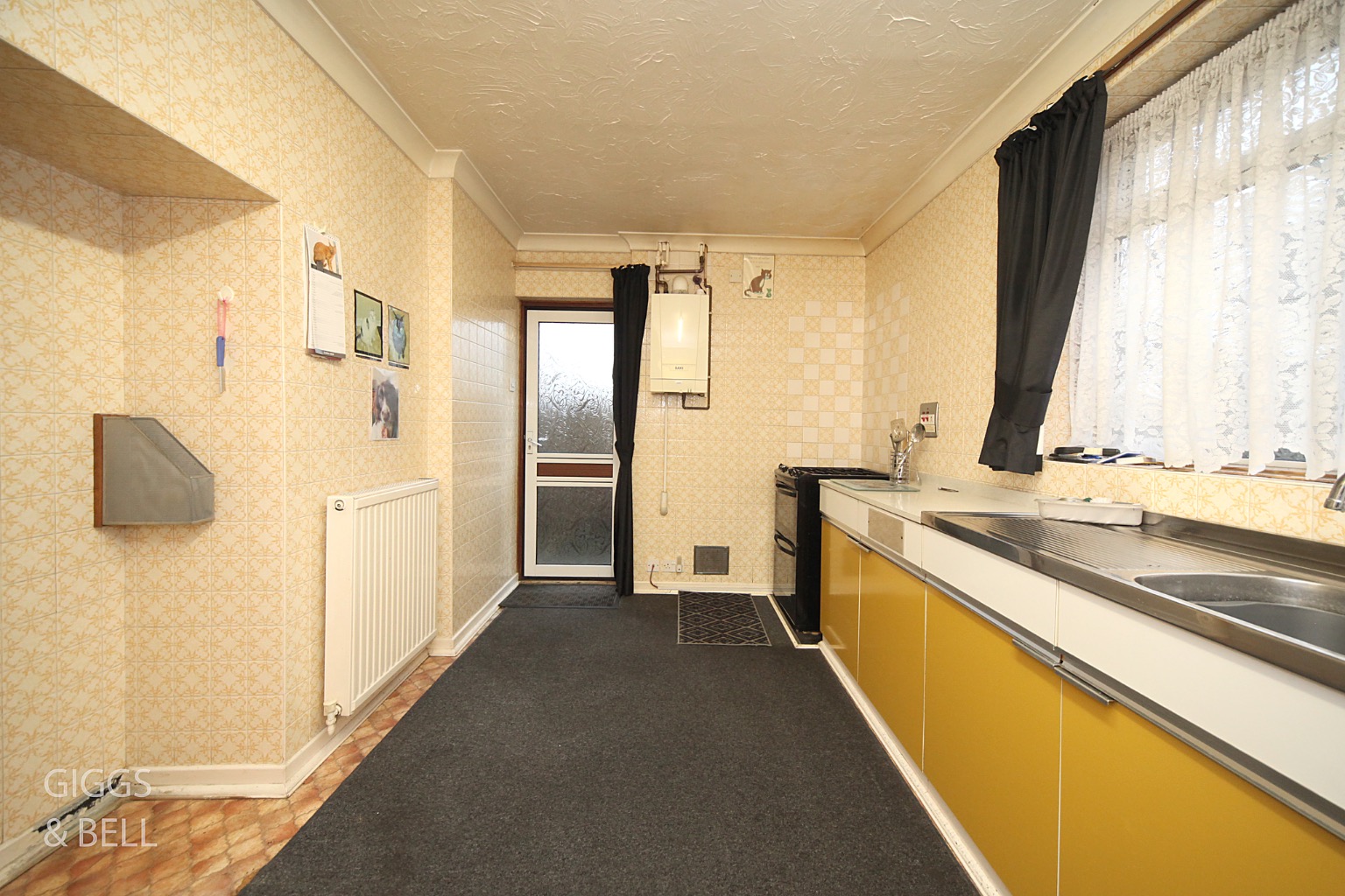 3 bed detached bungalow for sale in Stoneygate Road, Luton 5