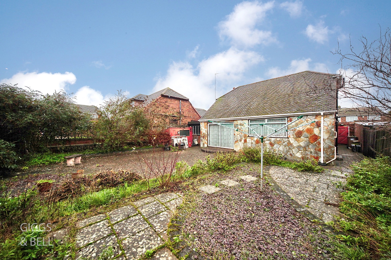 3 bed detached bungalow for sale in Stoneygate Road, Luton 19